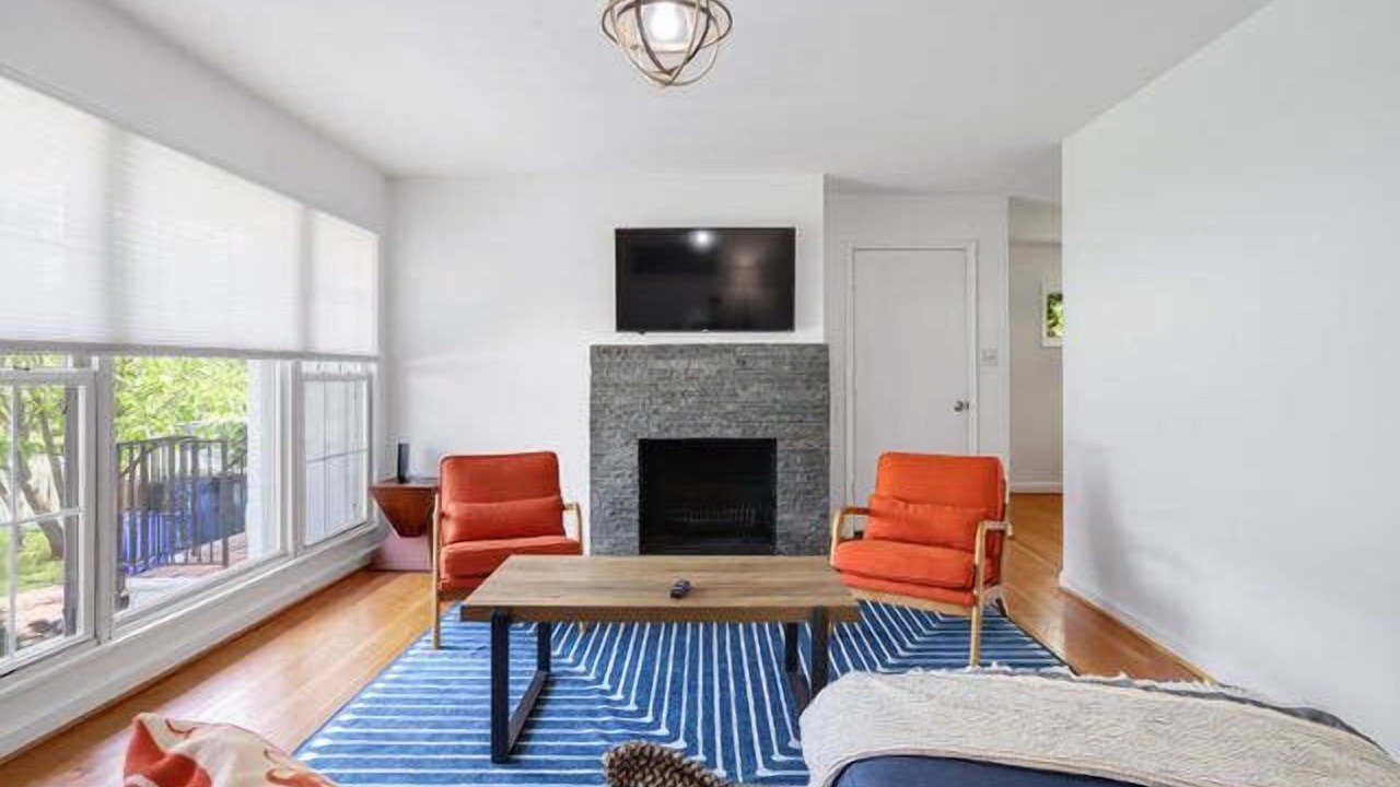 Photo of Bedroom in Forest Glen