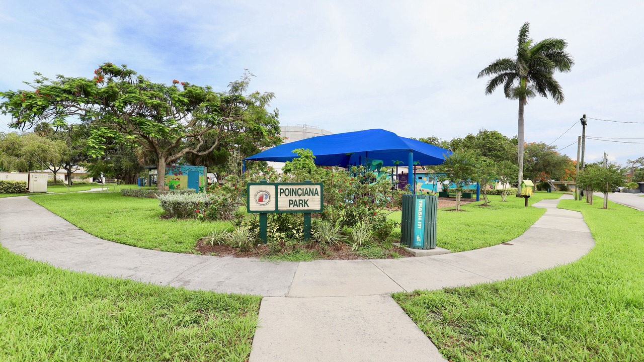Photo of Outdoor in Poinciana Park