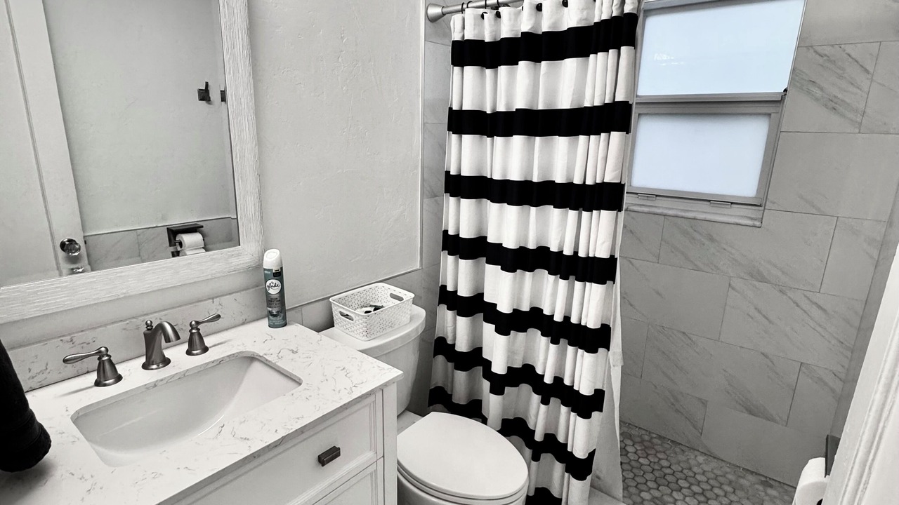 Photo of Bathroom in Poinciana Park