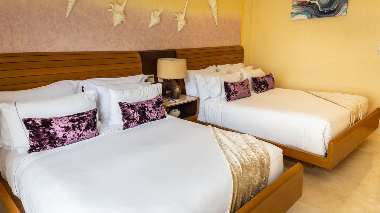 Photo of Bedroom in South Shore Hotel Area