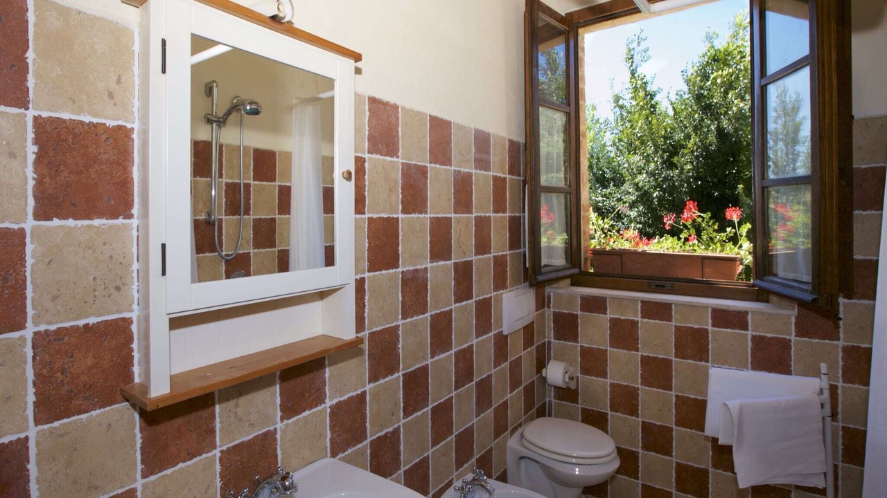 Photo of Bathroom in Torre A Castello