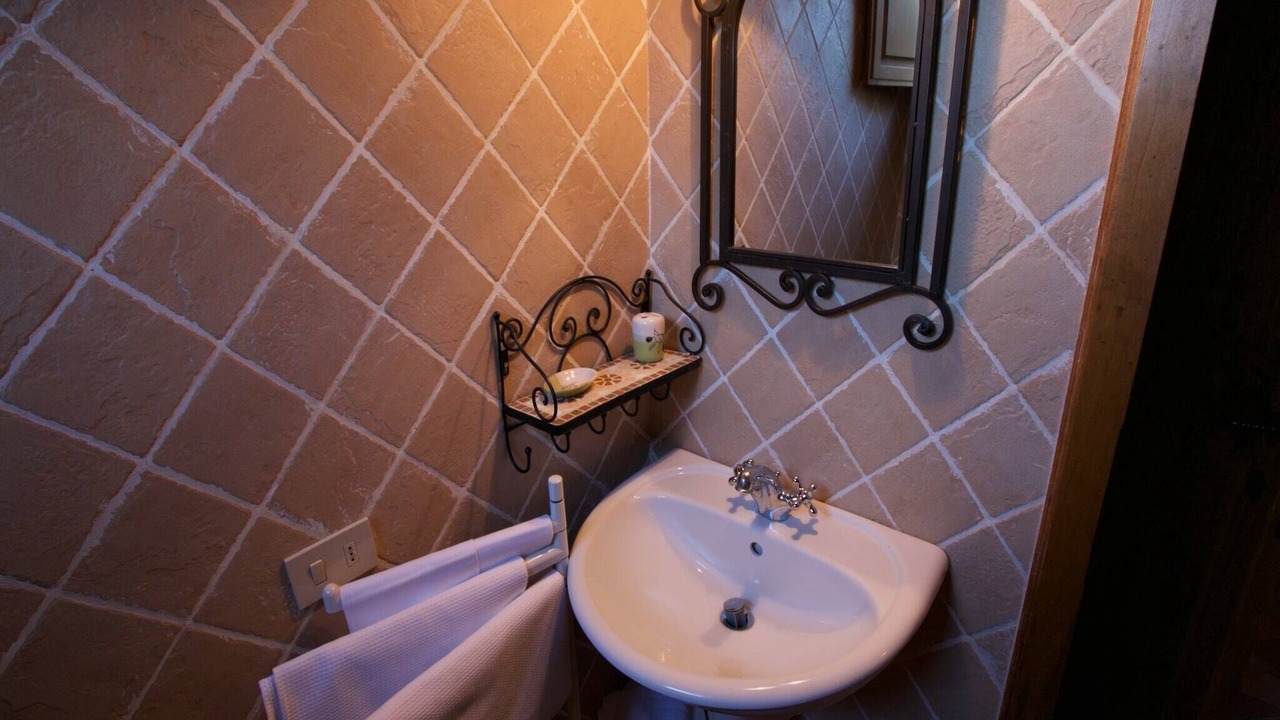 Photo of Bathroom in Torre A Castello
