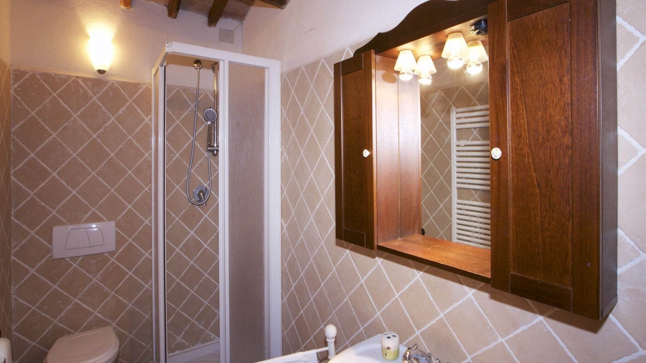Photo of Bathroom in Torre A Castello