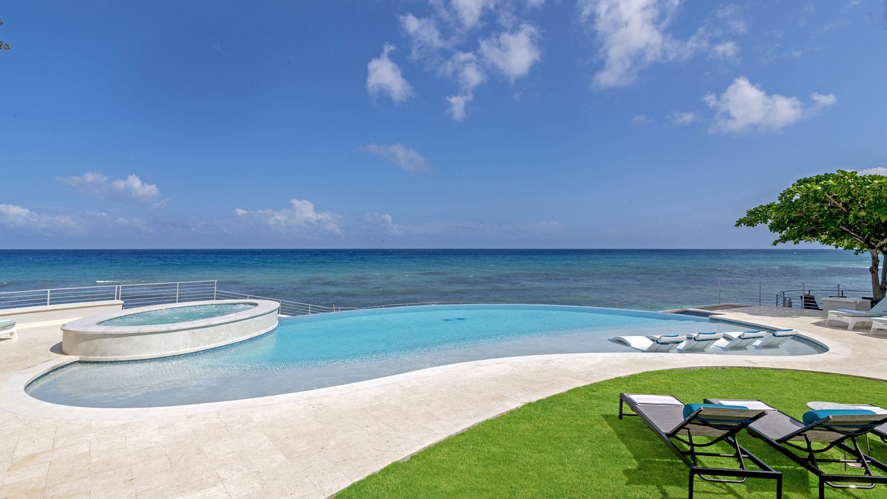 Photo of Outdoor in Ocho Rios