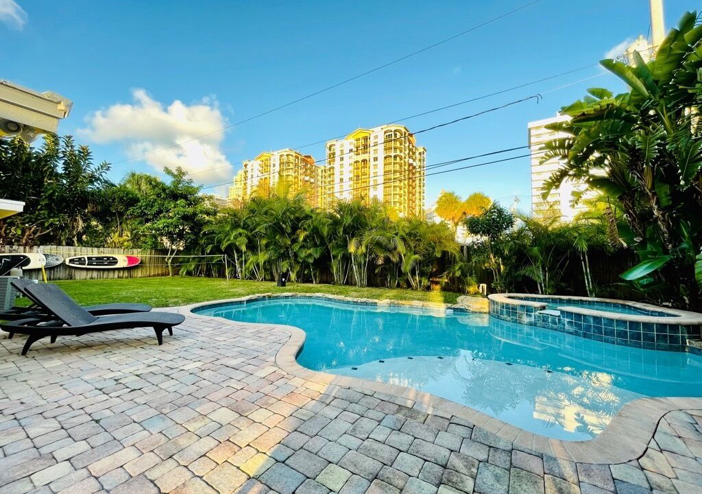 Photo of Outdoor in Dolphin Isles