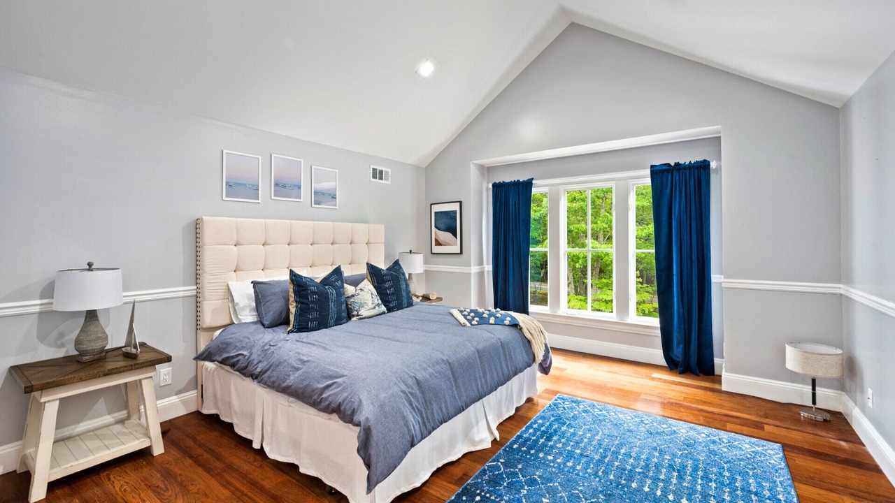 Photo of Bedroom in Noyack