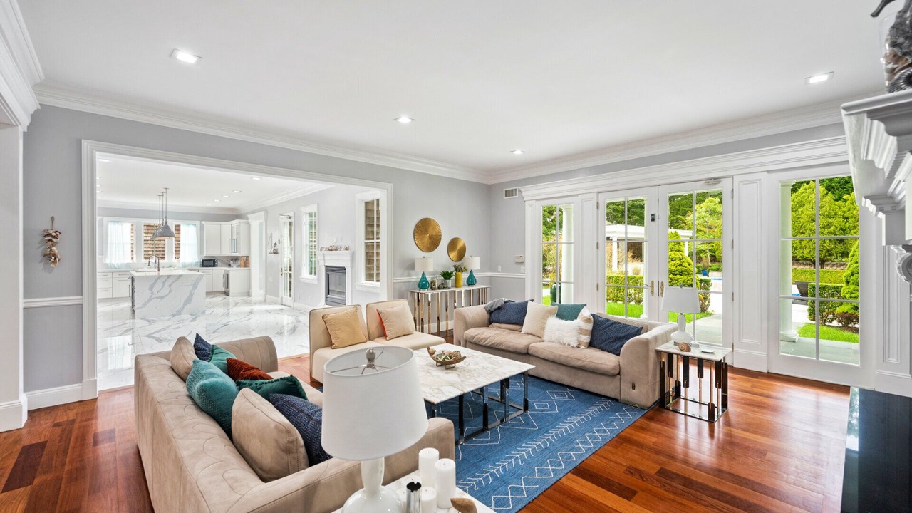 Photo of Livingroom in Noyack
