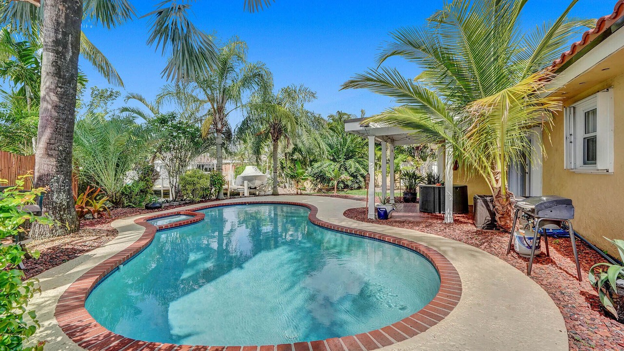 Photo of Outdoor in Coral Ridge Isles