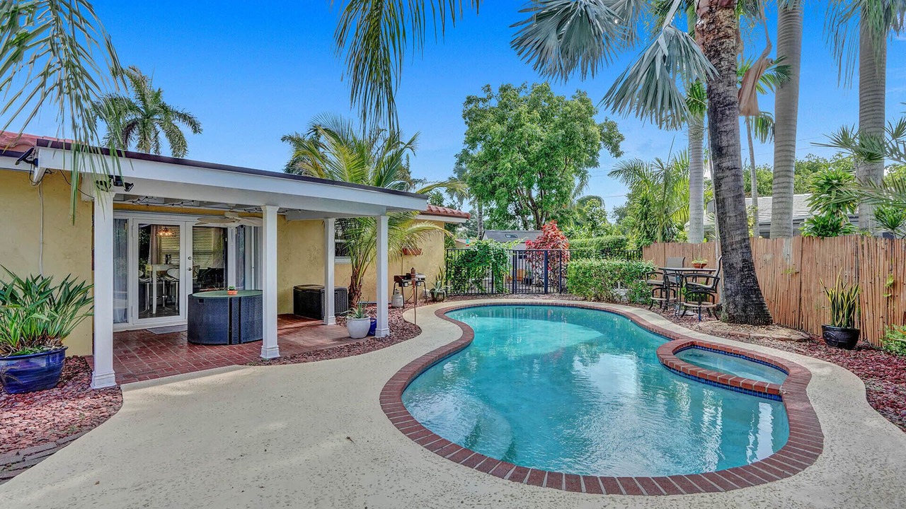 Photo of Outdoor in Coral Ridge Isles