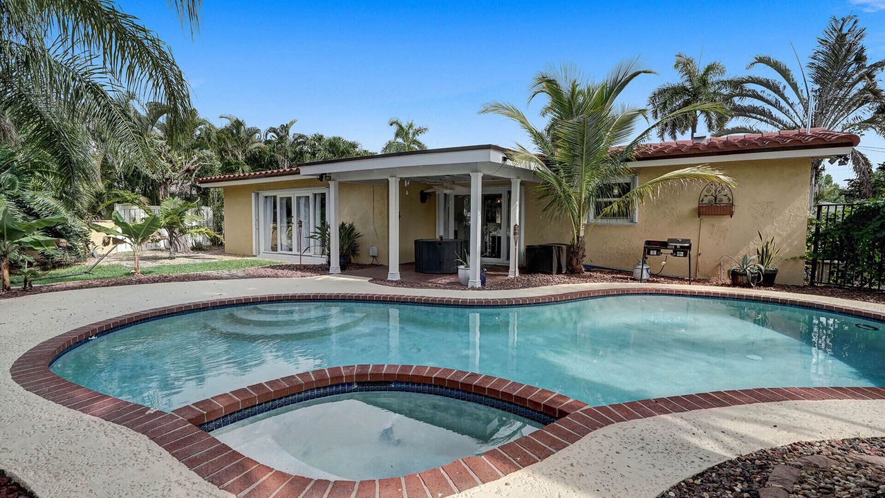 Photo of Outdoor in Coral Ridge Isles