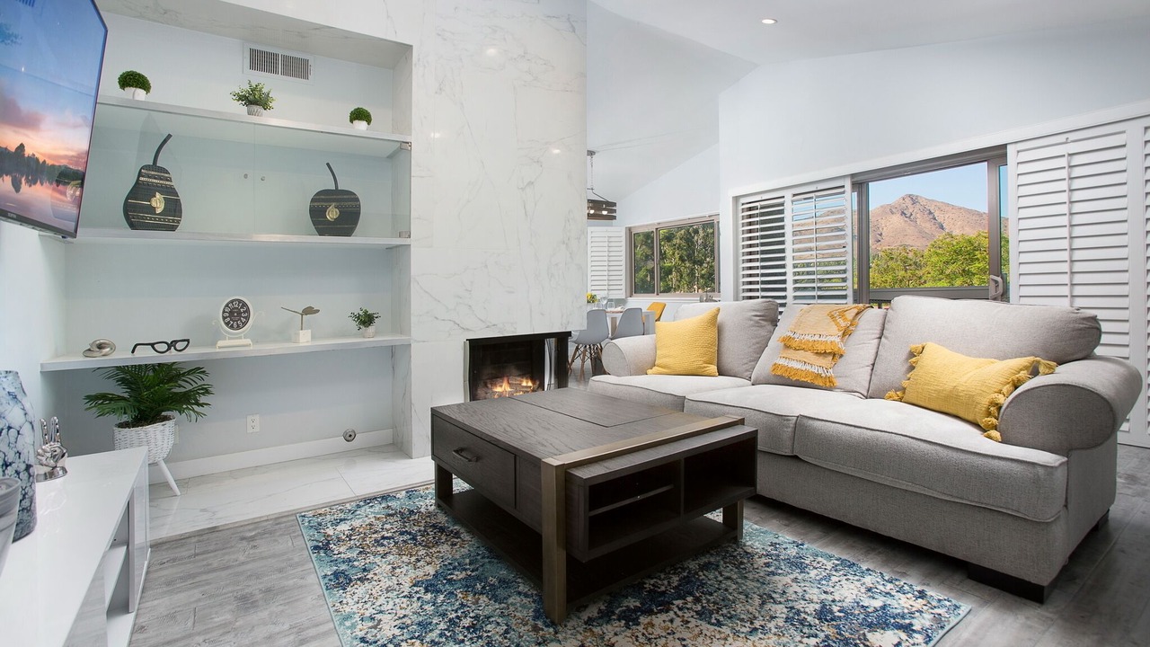 Photo of Livingroom in Oak Park