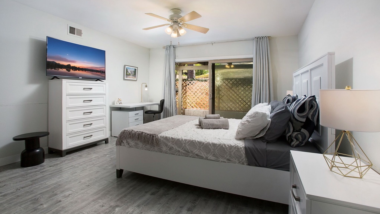 Photo of Bedroom in Oak Park
