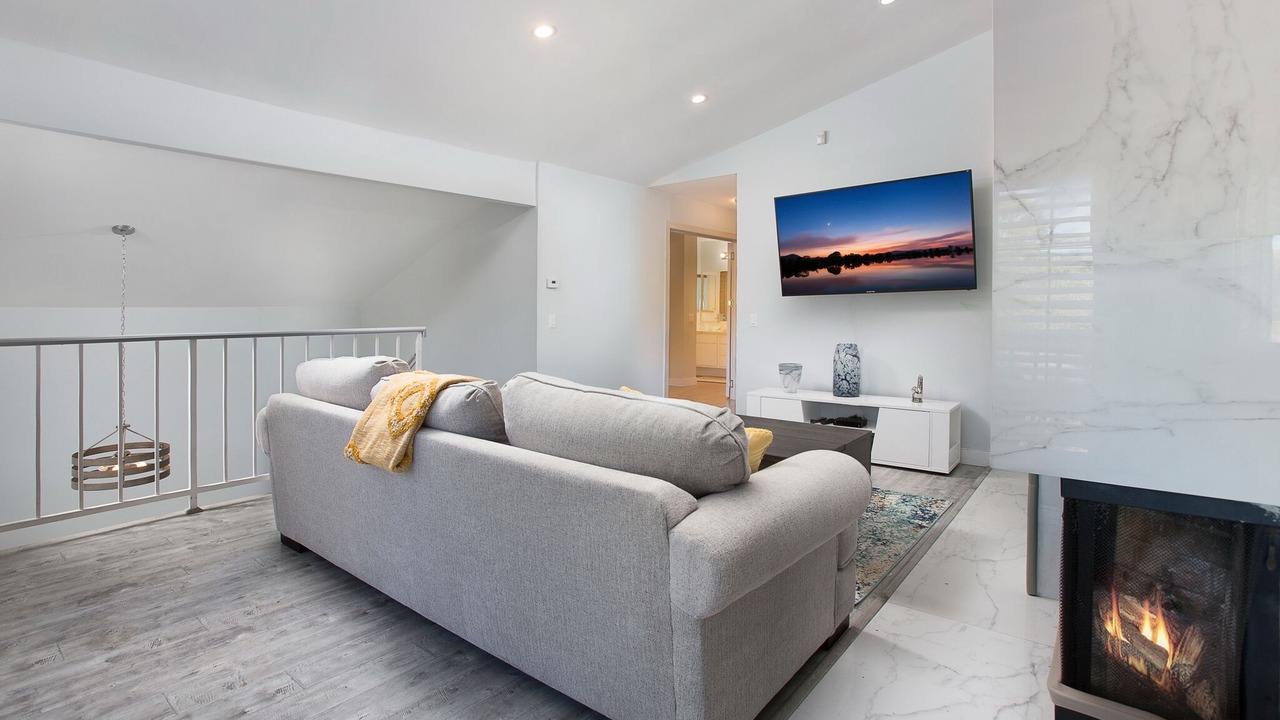 Photo of Livingroom in Oak Park