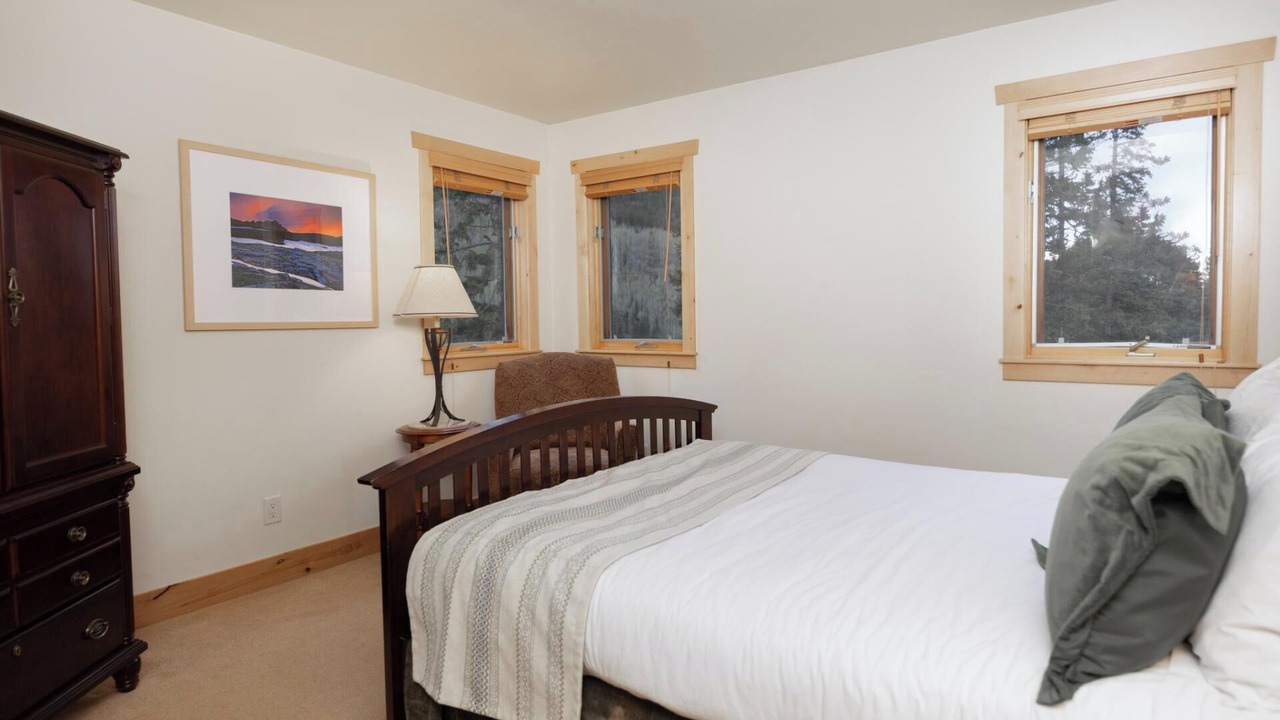Photo of Bedroom in Blue River