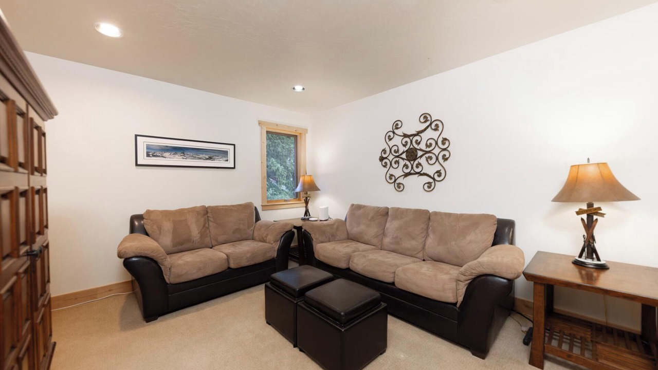 Photo of Livingroom in Blue River