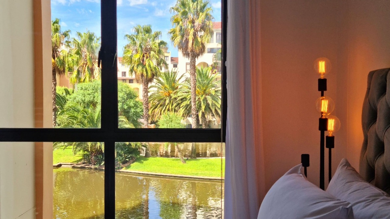 Photo of Bedroom in Century City