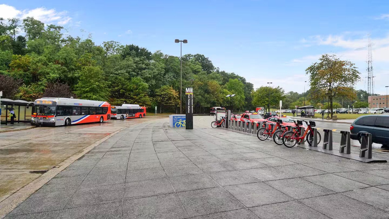 Photo of Others in Michigan Park