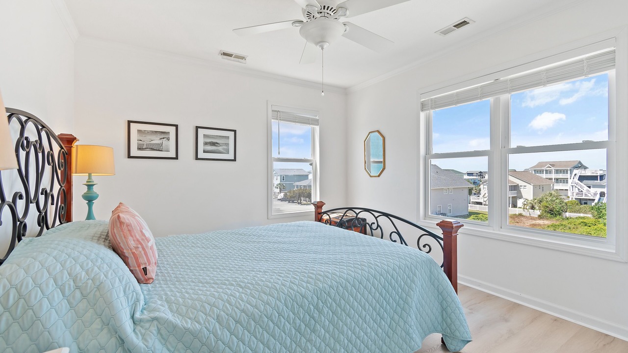 Photo of Bedroom in Holden Beach