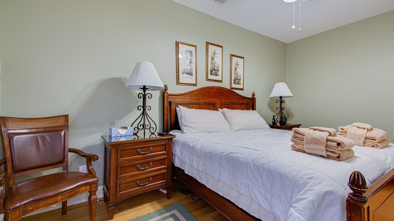 Photo of Bedroom in North Forest Beach