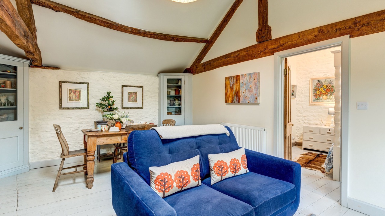 Photo of Livingroom in Hook Norton