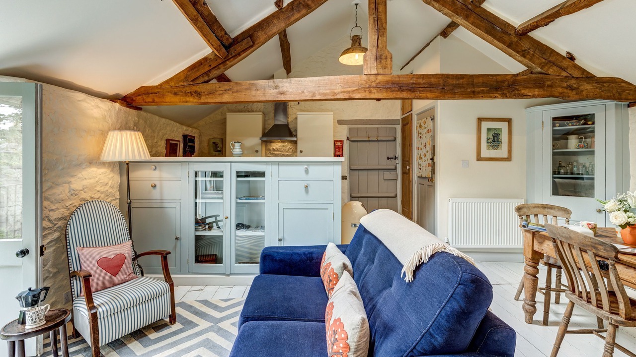 Photo of Livingroom in Hook Norton