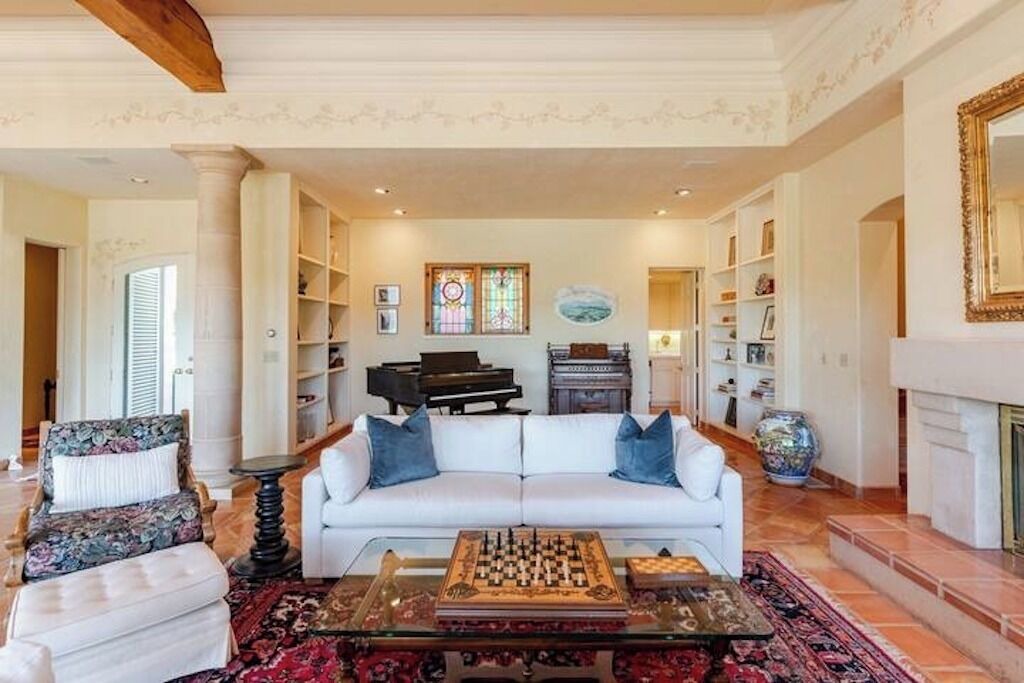 Photo of Livingroom in Yountville