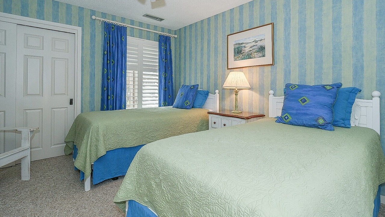 Photo of Bedroom in Beach Lagoon