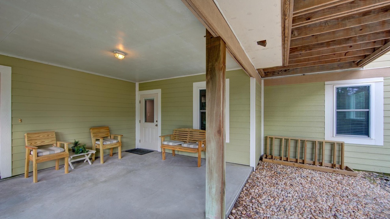 Photo of Patio Balcony in Buxton