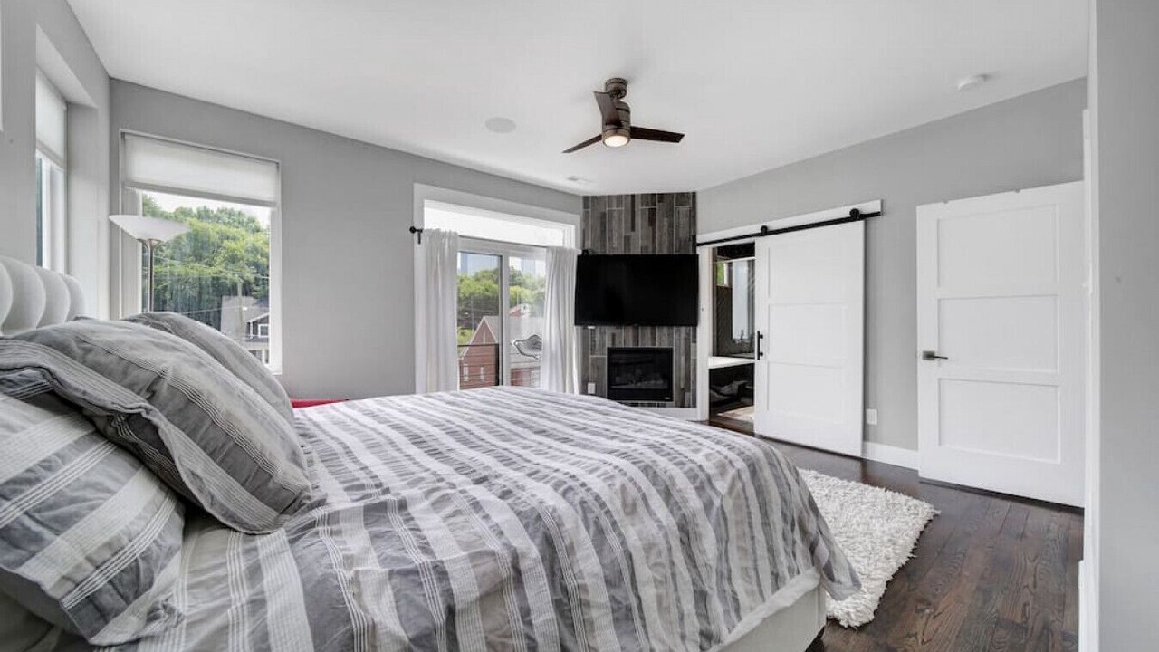 Photo of Livingroom in Third Ward