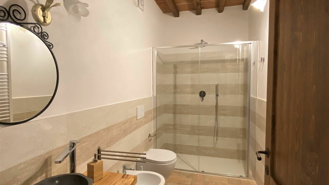 Photo of Bathroom in Guardistallo