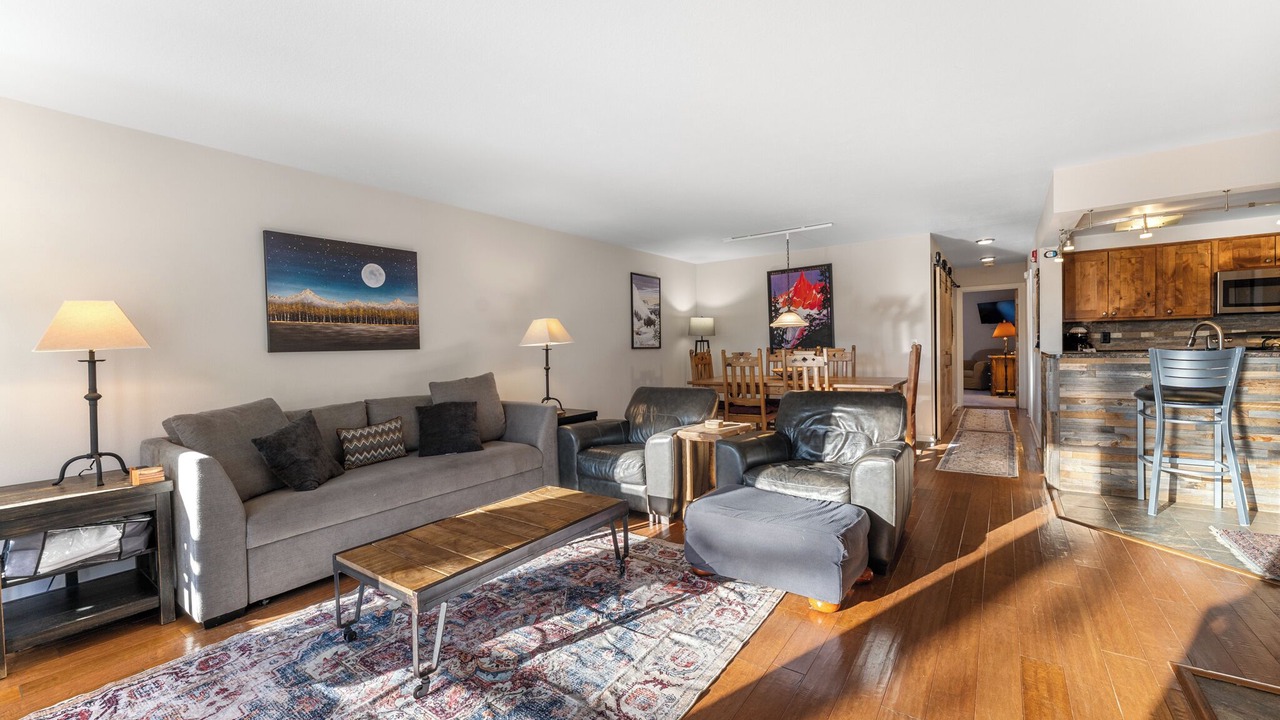 Photo of Livingroom in Keystone