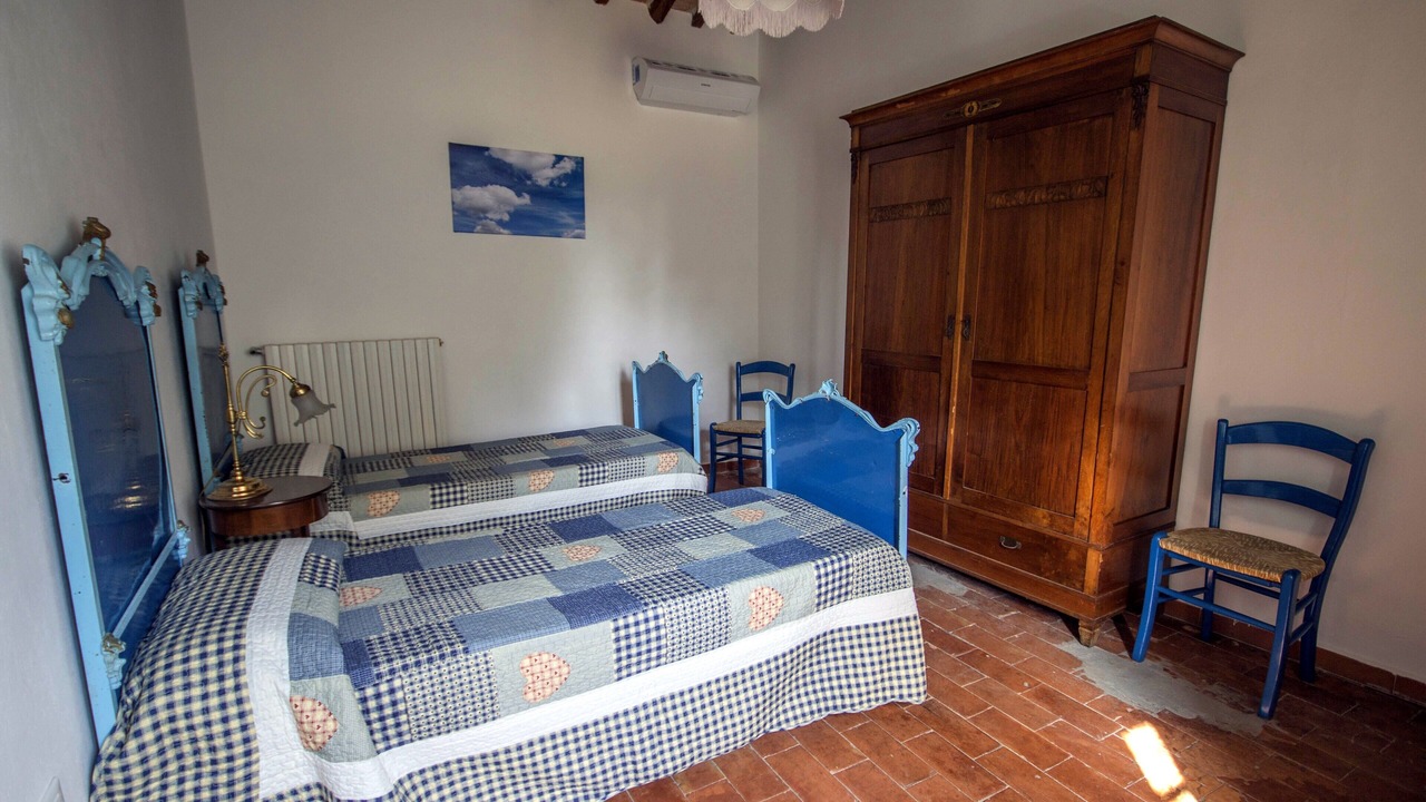 Photo of Bedroom in Castellina Marittima