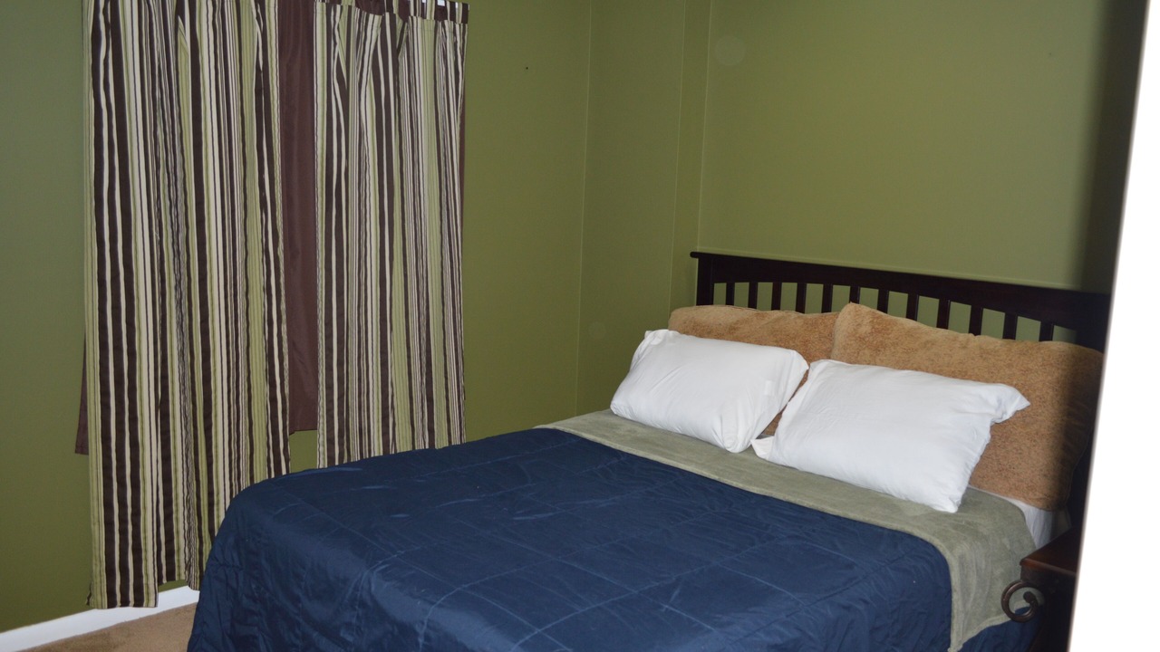 Photo of Bedroom in Aspen Hill