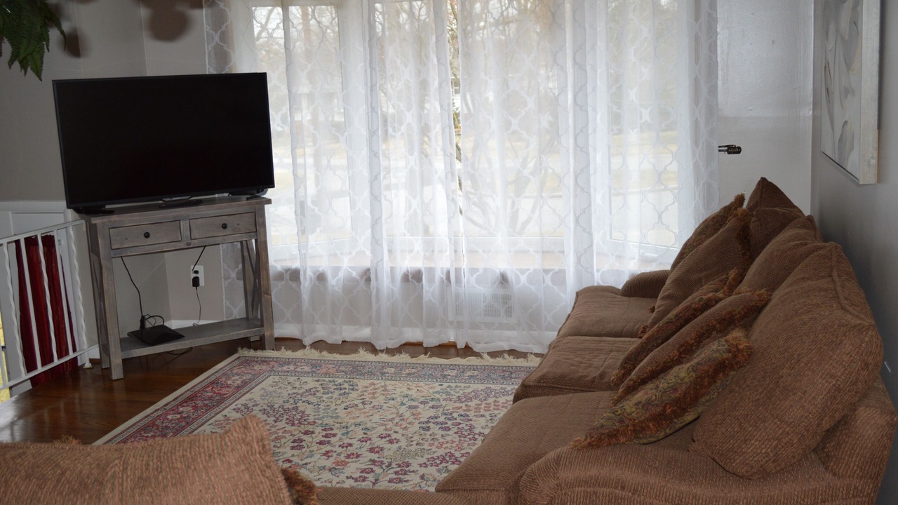 Photo of Livingroom in Aspen Hill
