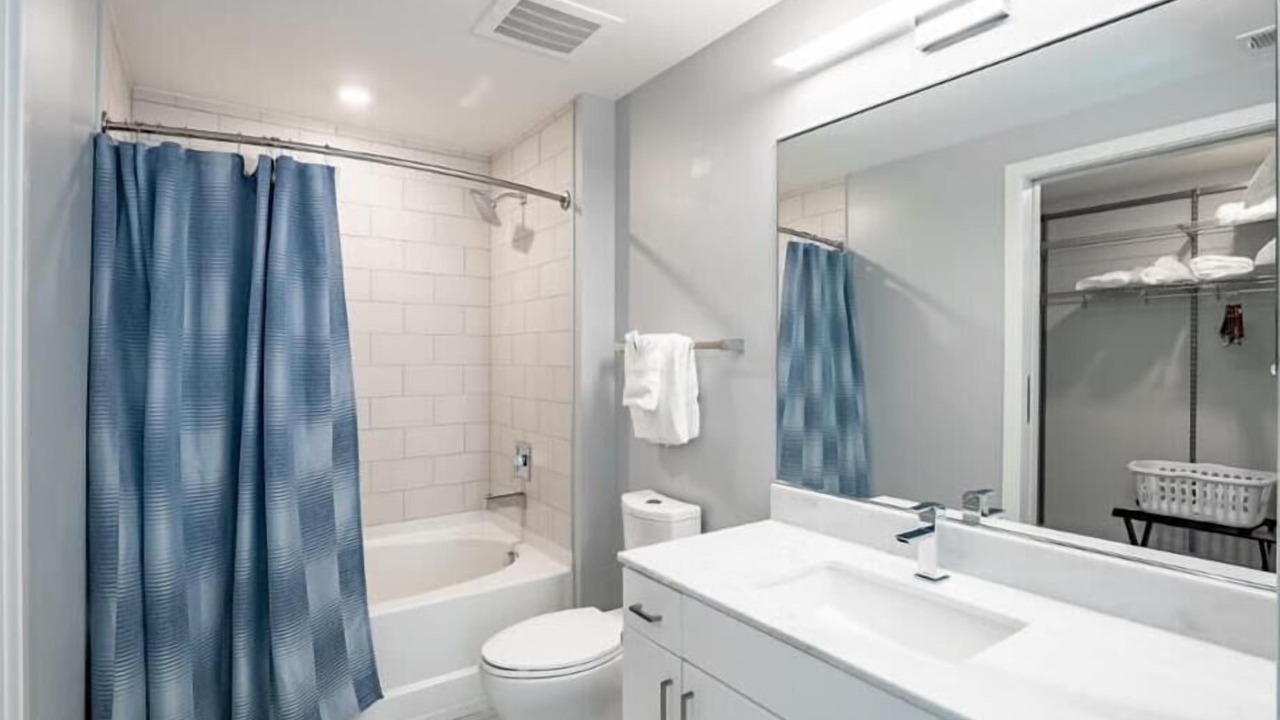 Photo of Bathroom in Woodmont Triangle