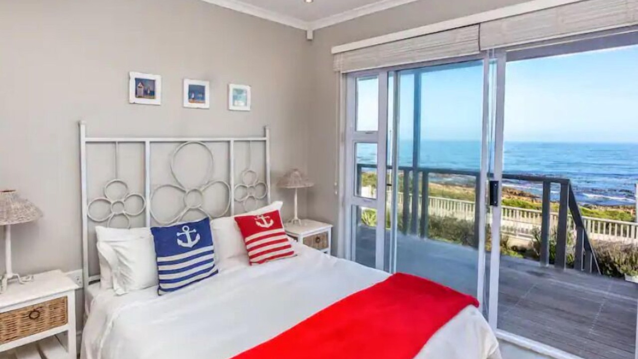 Photo of Bedroom in Gansbaai