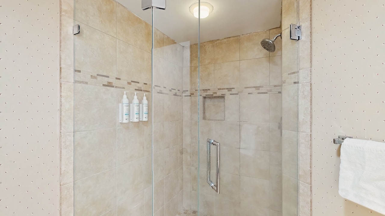 Photo of Bathroom in Shelter Cove