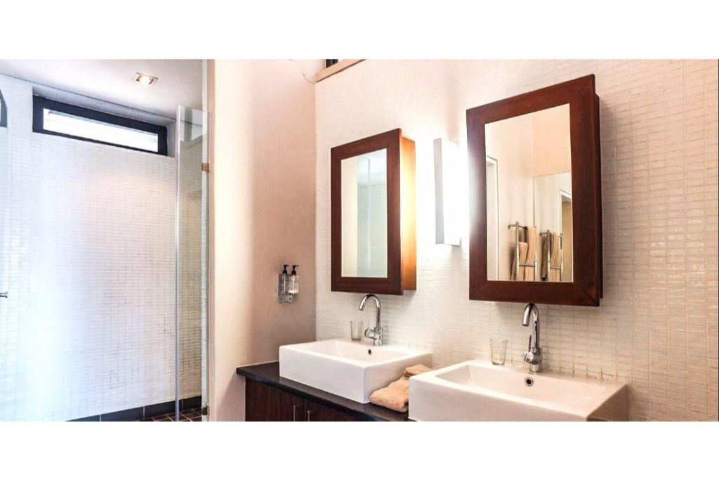 Photo of Bathroom in Greater Johannesburg Metropolitan Area
