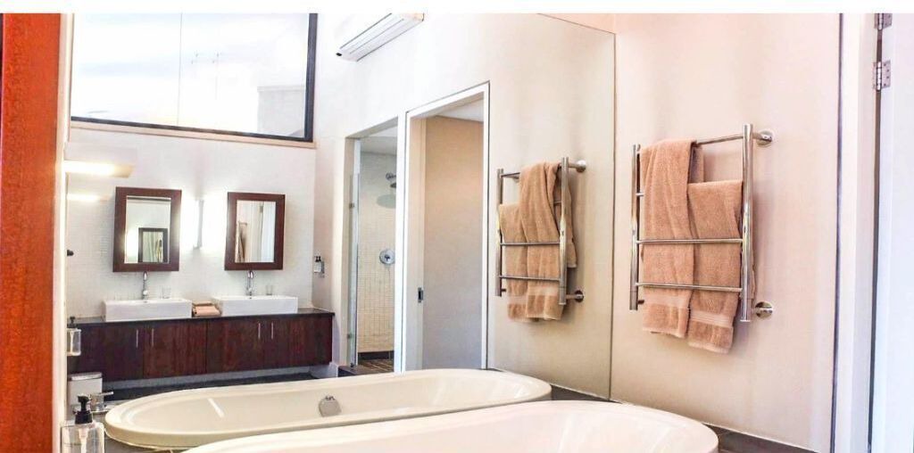 Photo of Bathroom in Greater Johannesburg Metropolitan Area