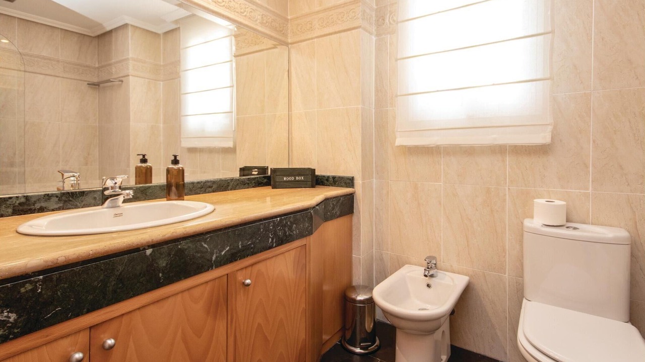 Photo of Bathroom in New Golden Mile