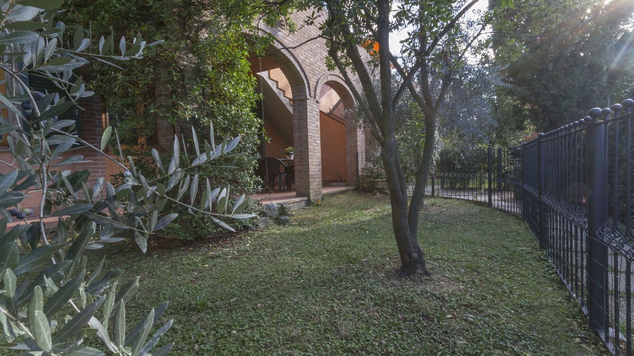 Photo of Outdoor in Sughera
