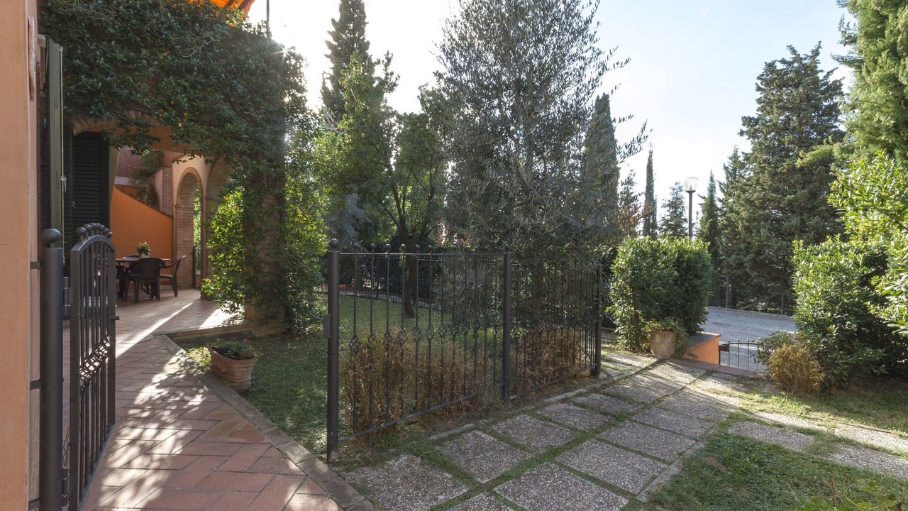 Photo of Outdoor in Sughera