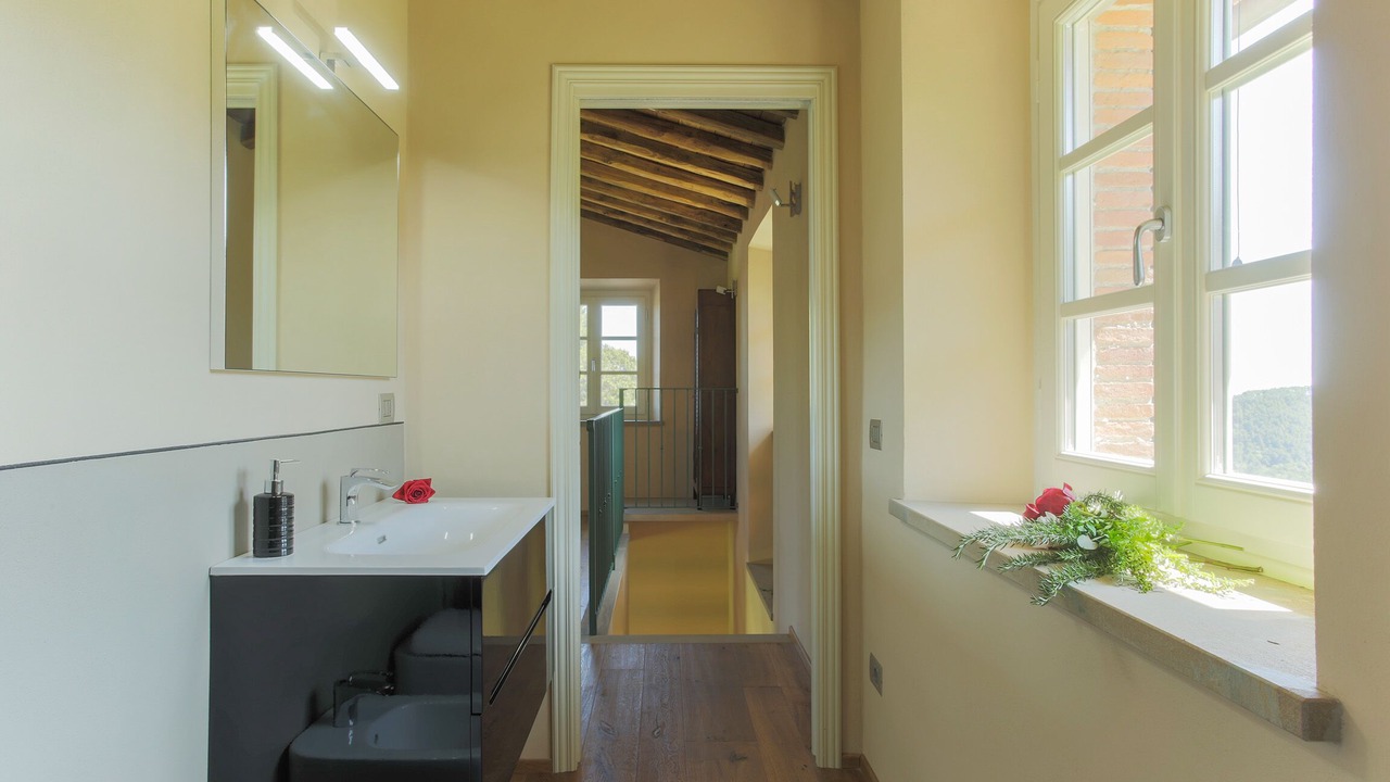 Photo of Bathroom in Cascine-La Croce