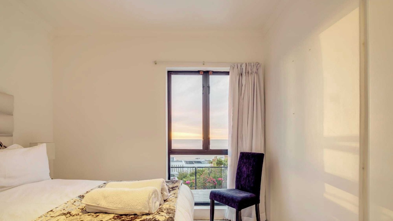 Photo of Bedroom in Camps Bay