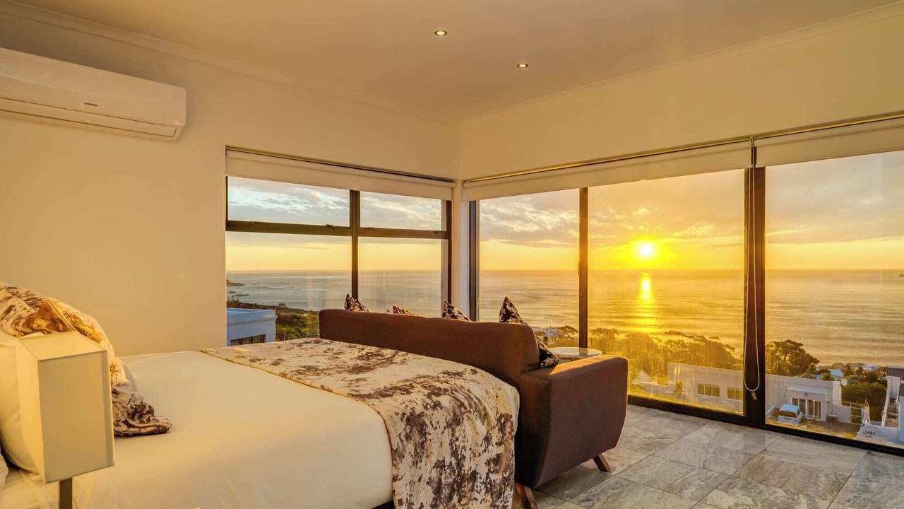 Photo of Bedroom in Camps Bay