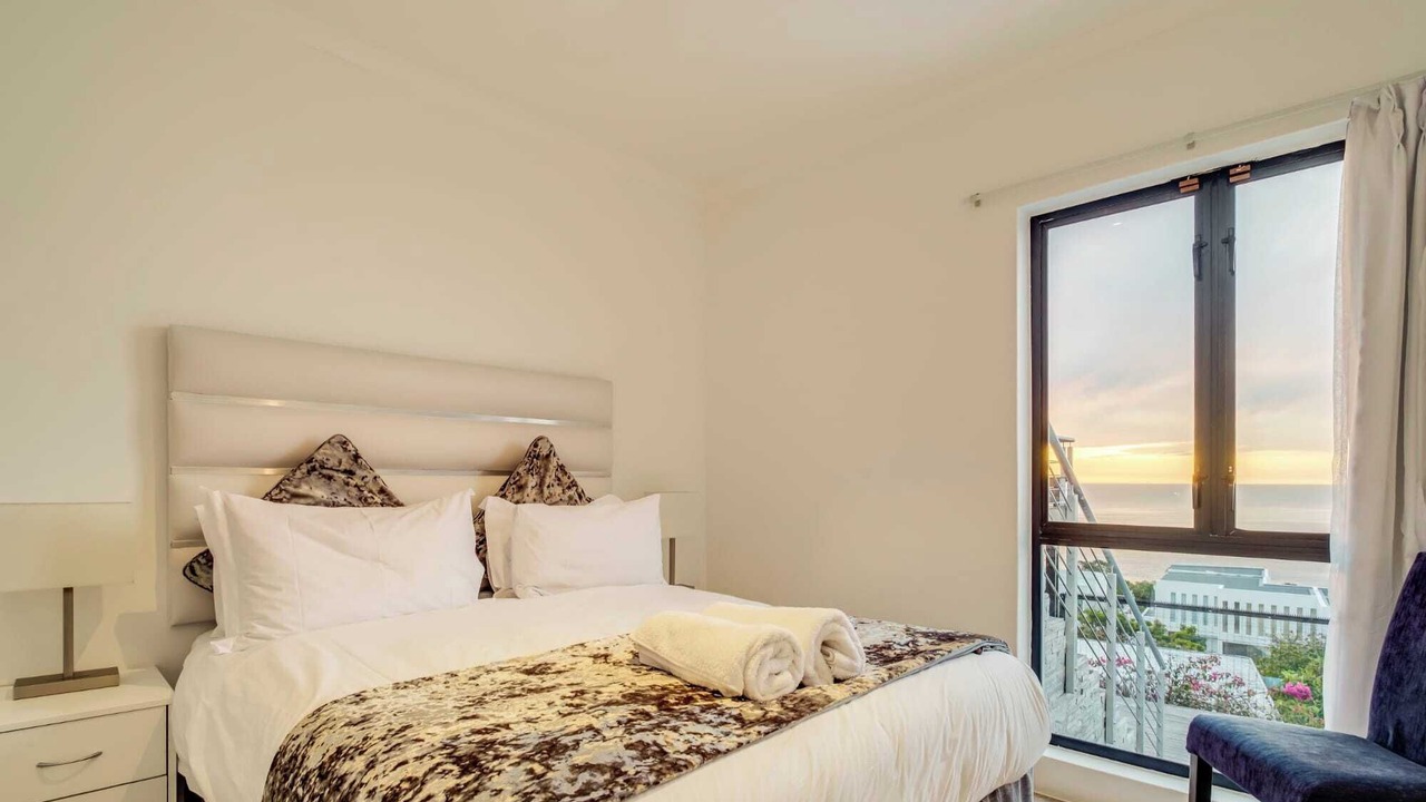 Photo of Bedroom in Camps Bay