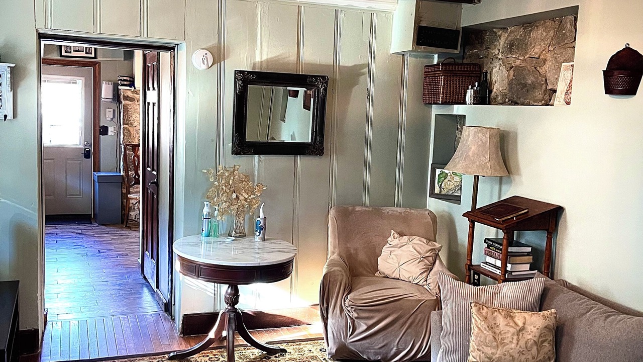 Photo of Livingroom in Ellicott City