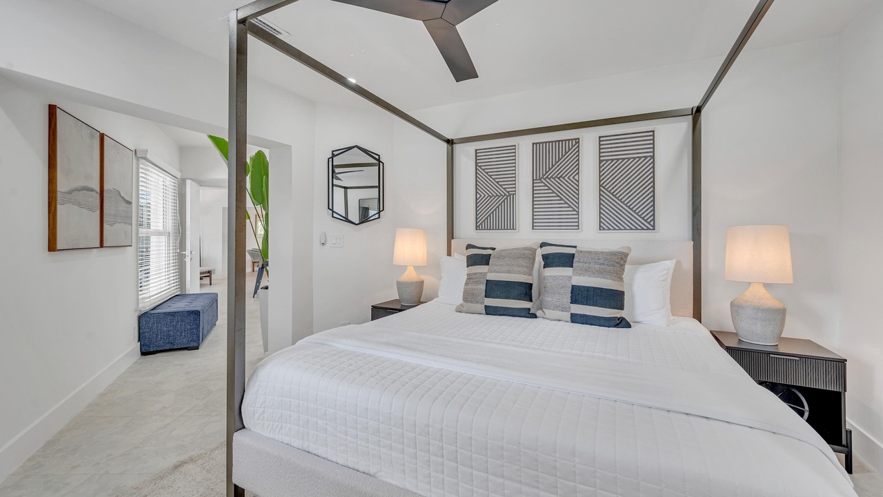 Photo of Bedroom in 17th Street Causeway