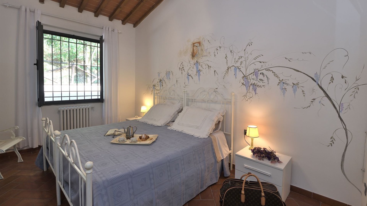 Photo of Bedroom in Montevarchi