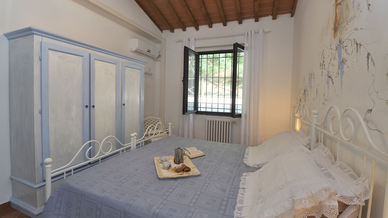 Photo of Bedroom in Montevarchi